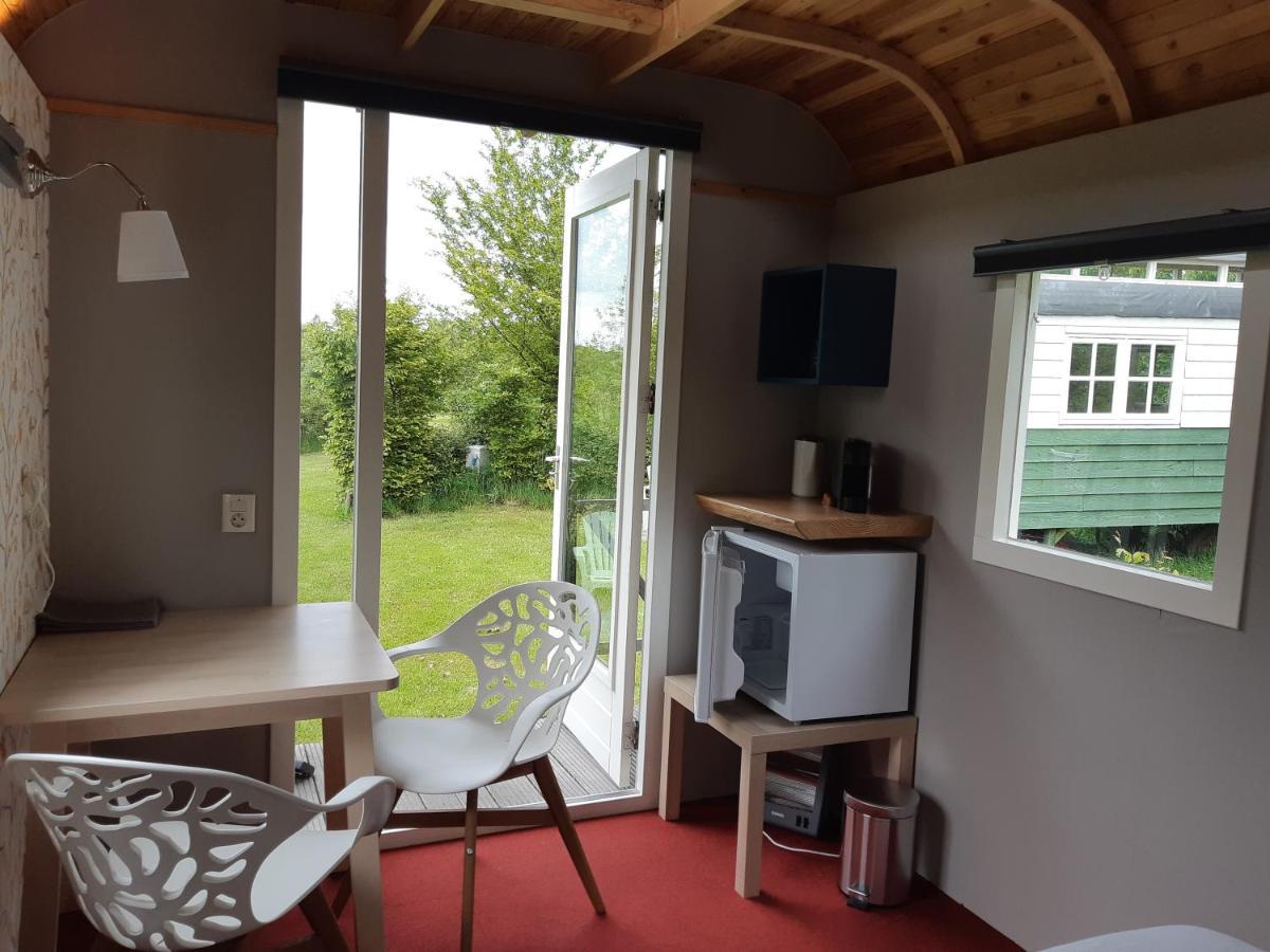 B&B Pipowagen "Het Wellnesst" Op Wellness Camping En B&B Stoltenborg Meddo Екстер'єр фото